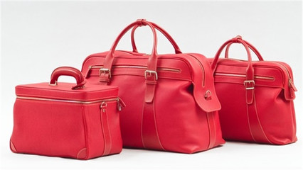 帝嘉箱包加盟 跨界經(jīng)營的新機遇——衣服與箱包的完美結(jié)合